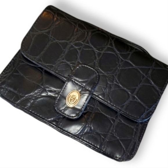 Black Patent Leather Purse - Picture 1 of 8